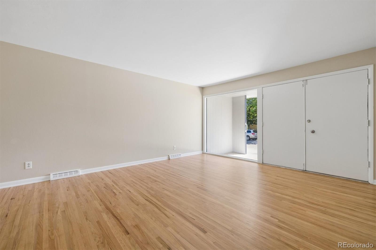 MLS Image #2 for 7229 s tamarac court,centennial, Colorado