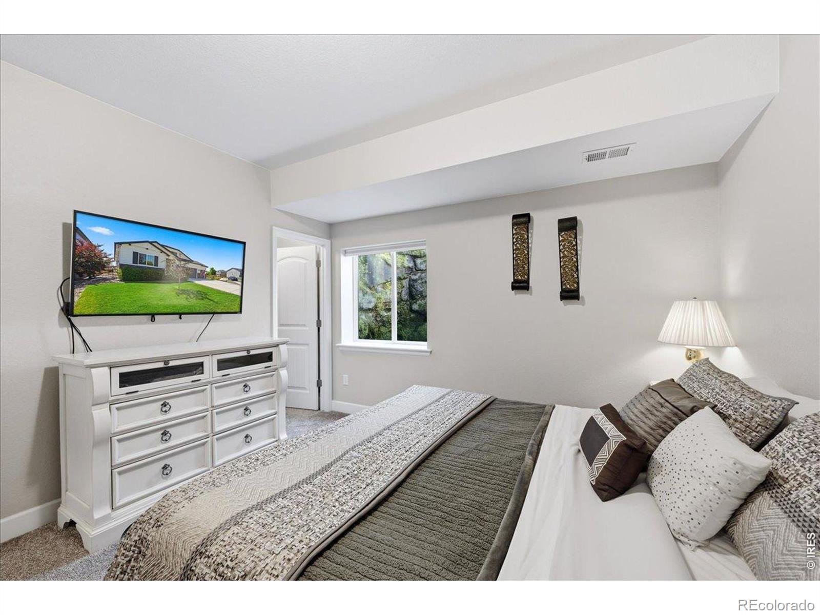 MLS Image #29 for 997  blue bell road,berthoud, Colorado