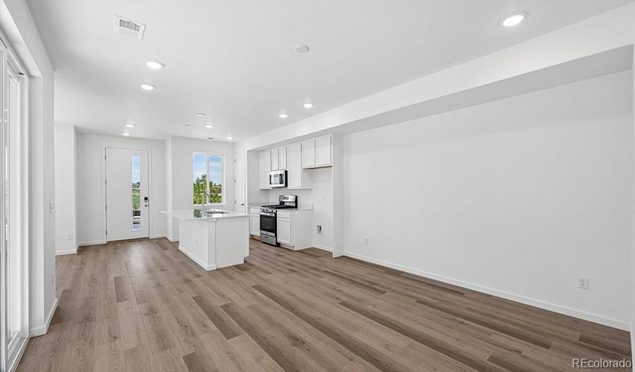 MLS Image #10 for 21371 e 67th avenue,aurora, Colorado