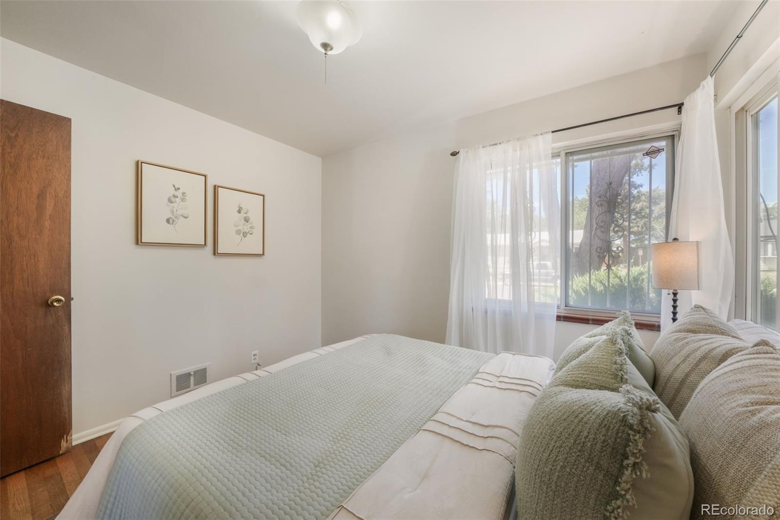 MLS Image #22 for 920 s canosa court,denver, Colorado