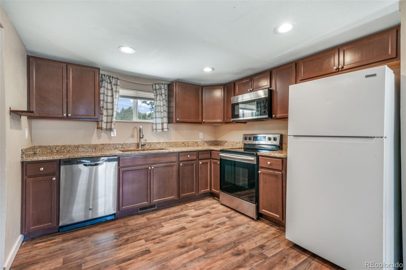 MLS Image #12 for 727 e rio grande street,colorado springs, Colorado