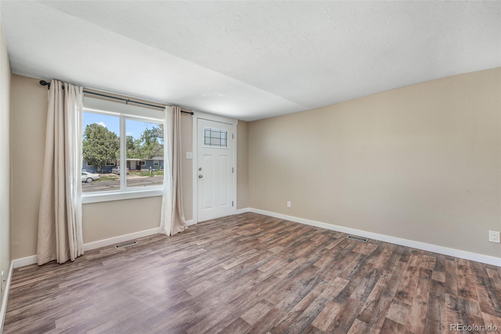 MLS Image #8 for 727 e rio grande street,colorado springs, Colorado
