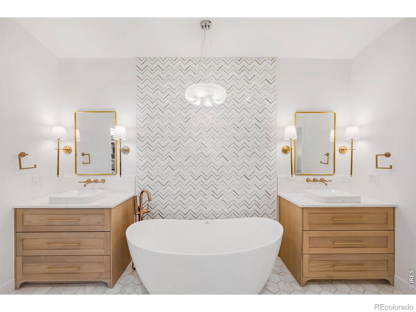 MLS Image #10 for 1334 s marion street,denver, Colorado