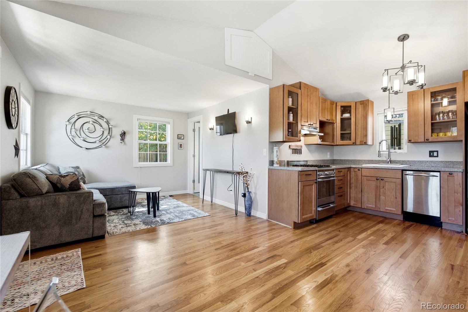 MLS Image #8 for 460 e yale avenue,englewood, Colorado