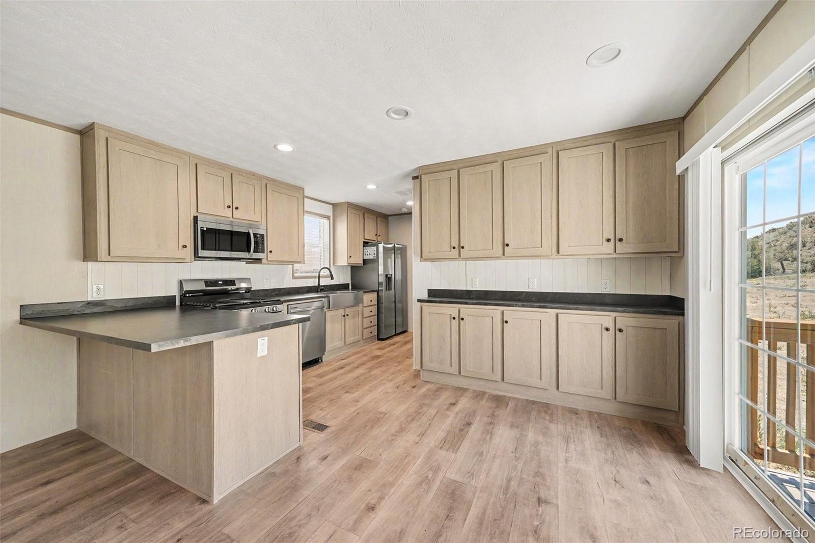 MLS Image #7 for 5595 n interstate 25 ,pueblo, Colorado