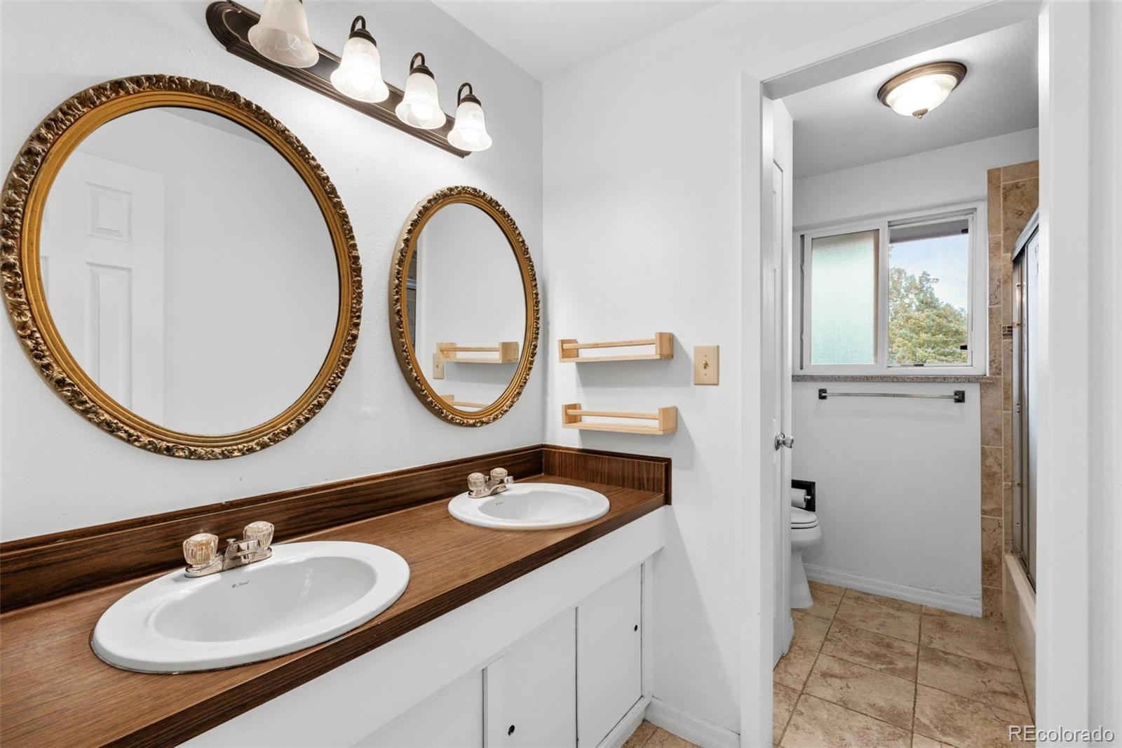 MLS Image #19 for 6128 s madison court,littleton, Colorado