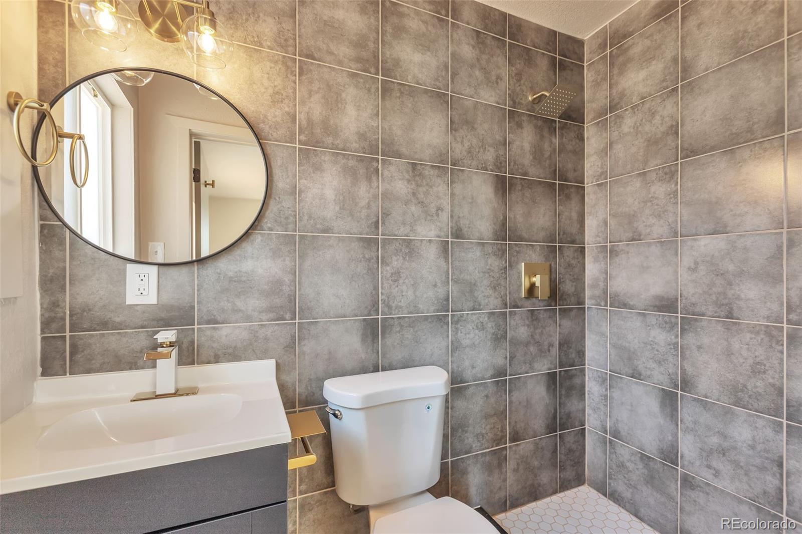 MLS Image #12 for 815  zion street,aurora, Colorado