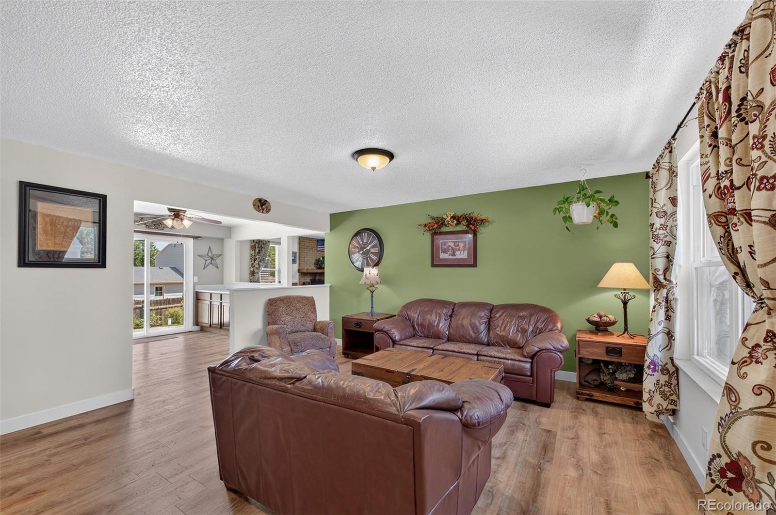 MLS Image #6 for 17423 e prentice circle,aurora, Colorado