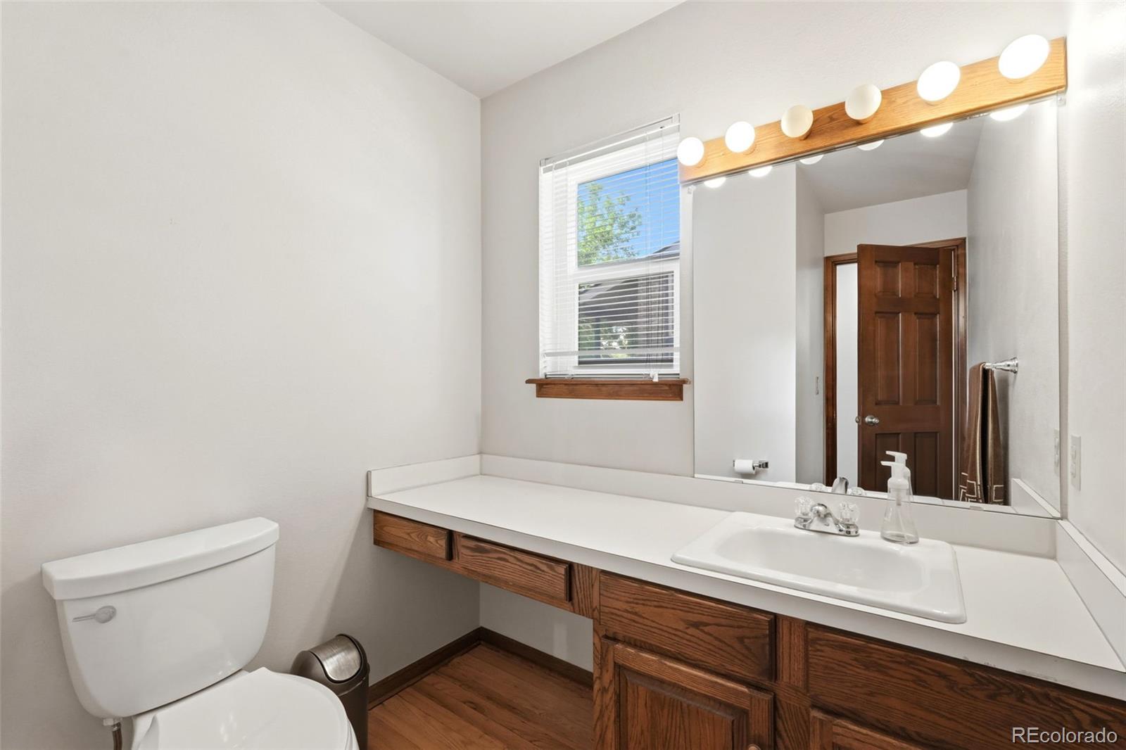 MLS Image #11 for 2609 s quebec street,denver, Colorado