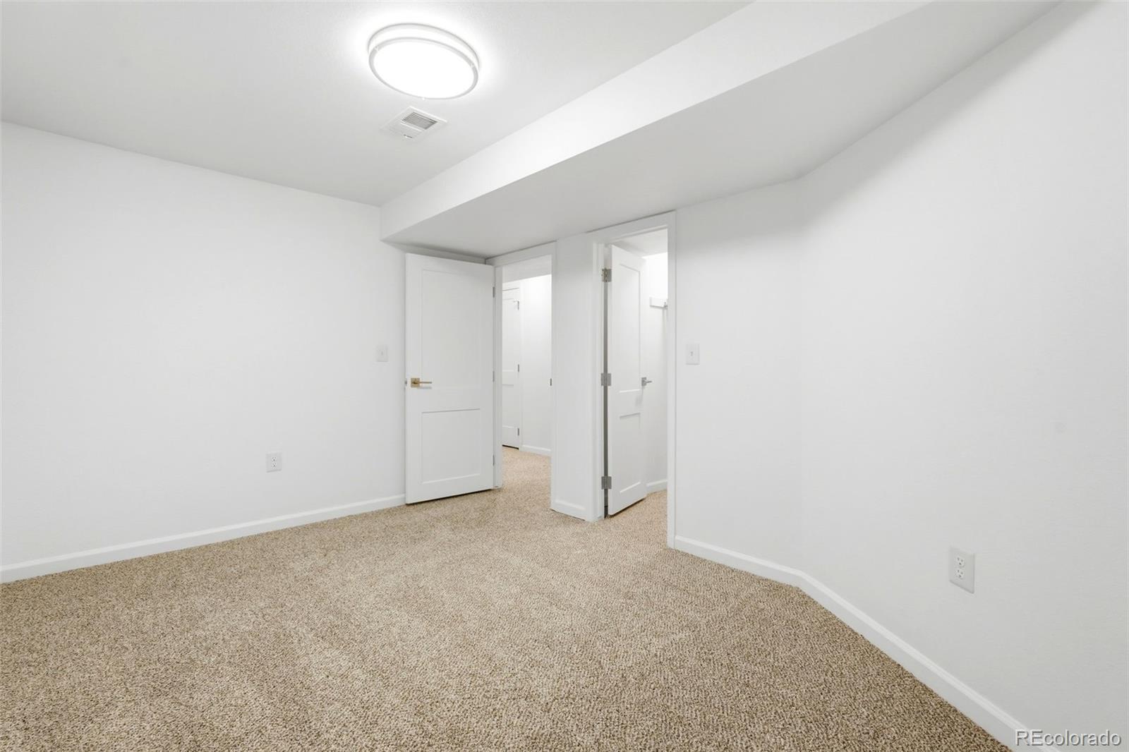 MLS Image #26 for 2609 s quebec street,denver, Colorado