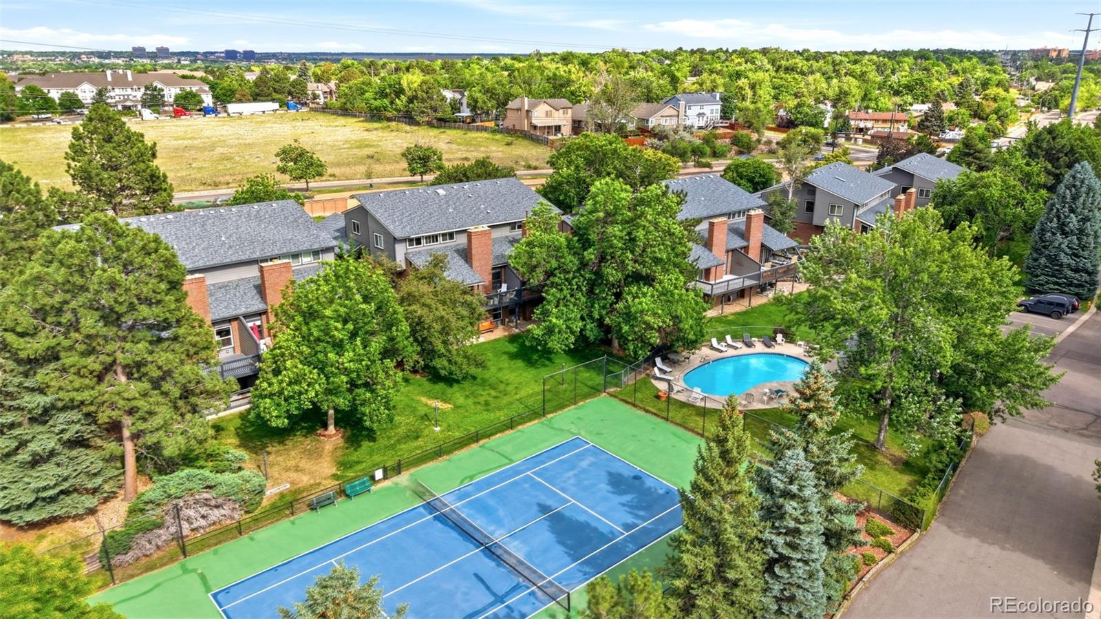 MLS Image #29 for 2609 s quebec street,denver, Colorado
