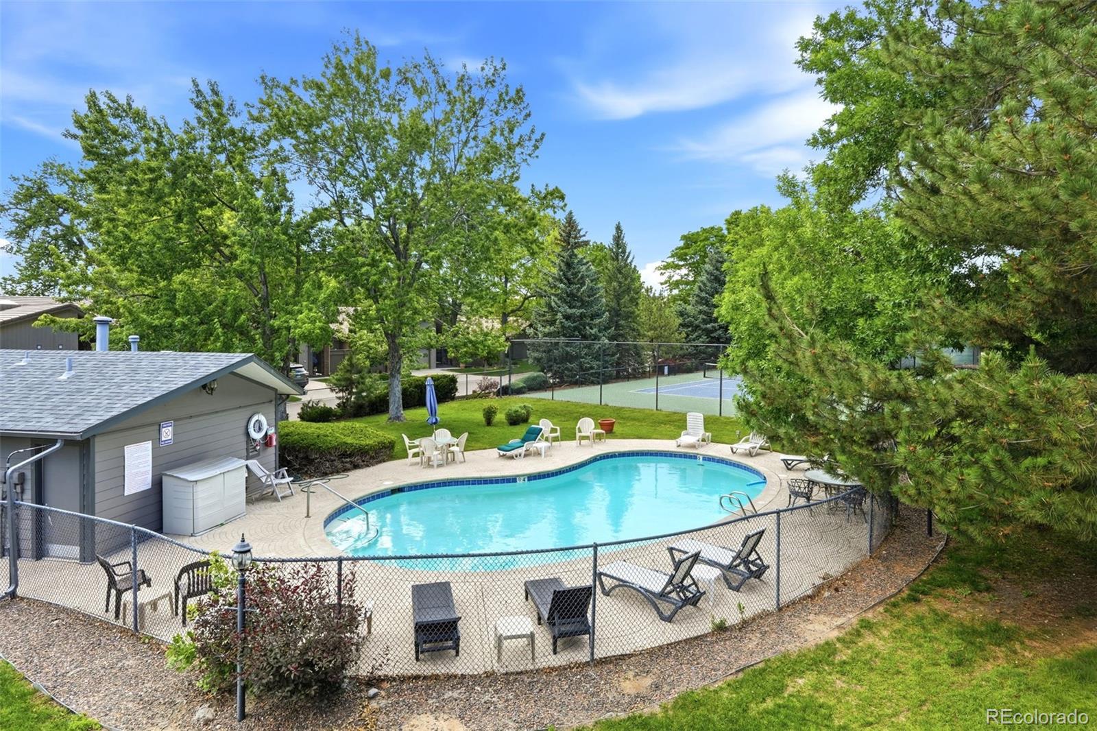 MLS Image #30 for 2609 s quebec street,denver, Colorado