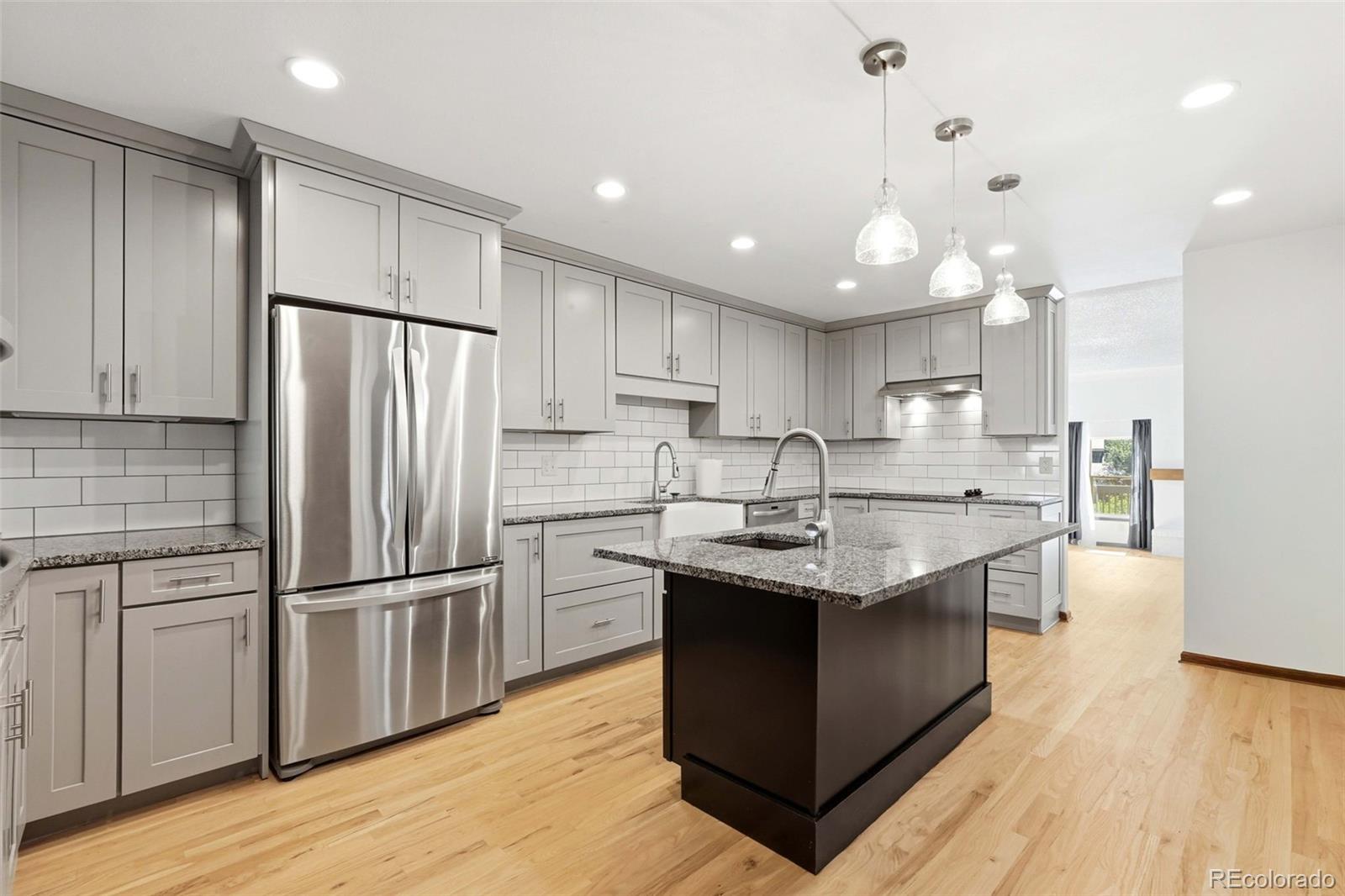 MLS Image #4 for 2609 s quebec street,denver, Colorado
