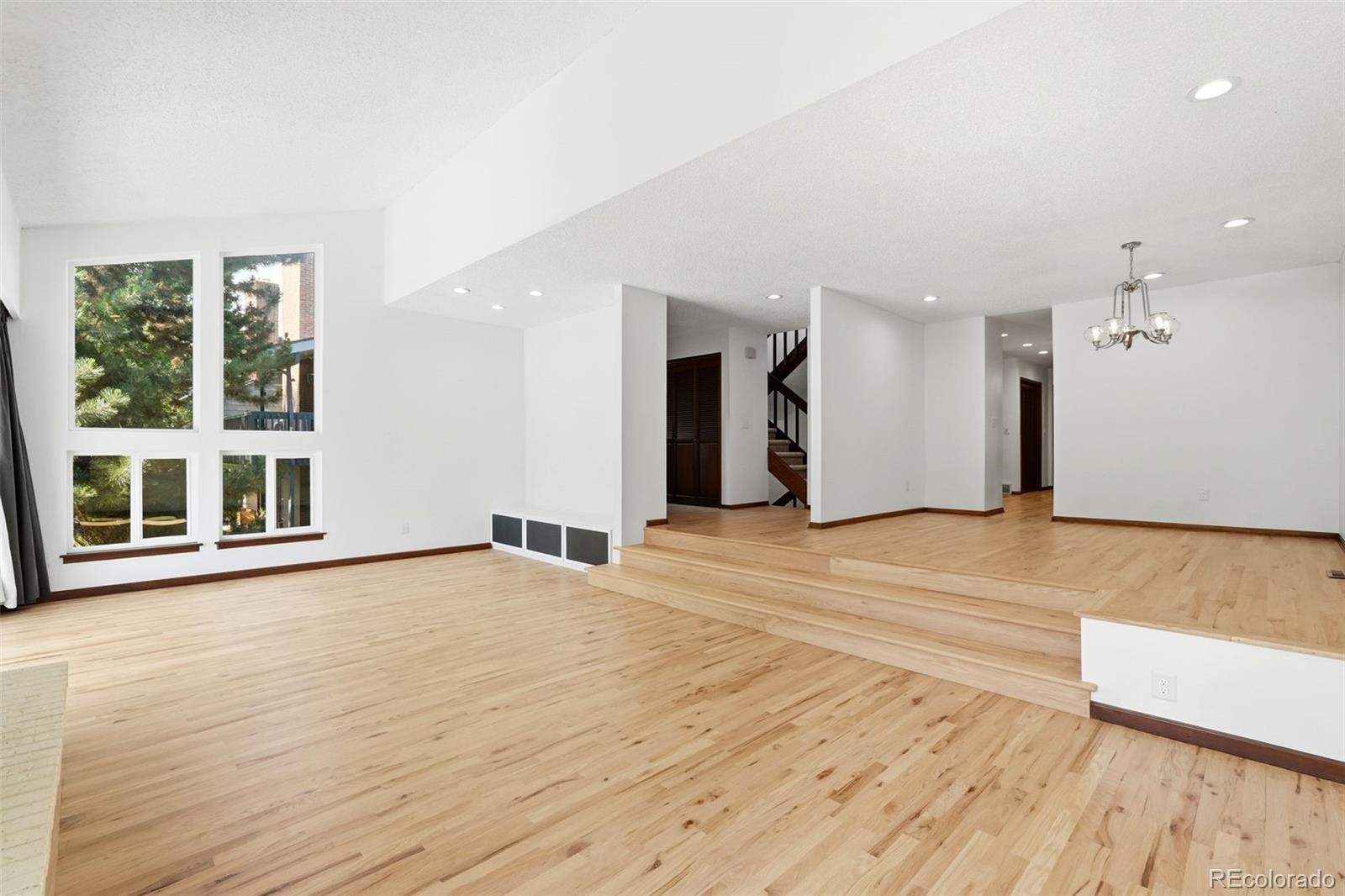 MLS Image #7 for 2609 s quebec street,denver, Colorado
