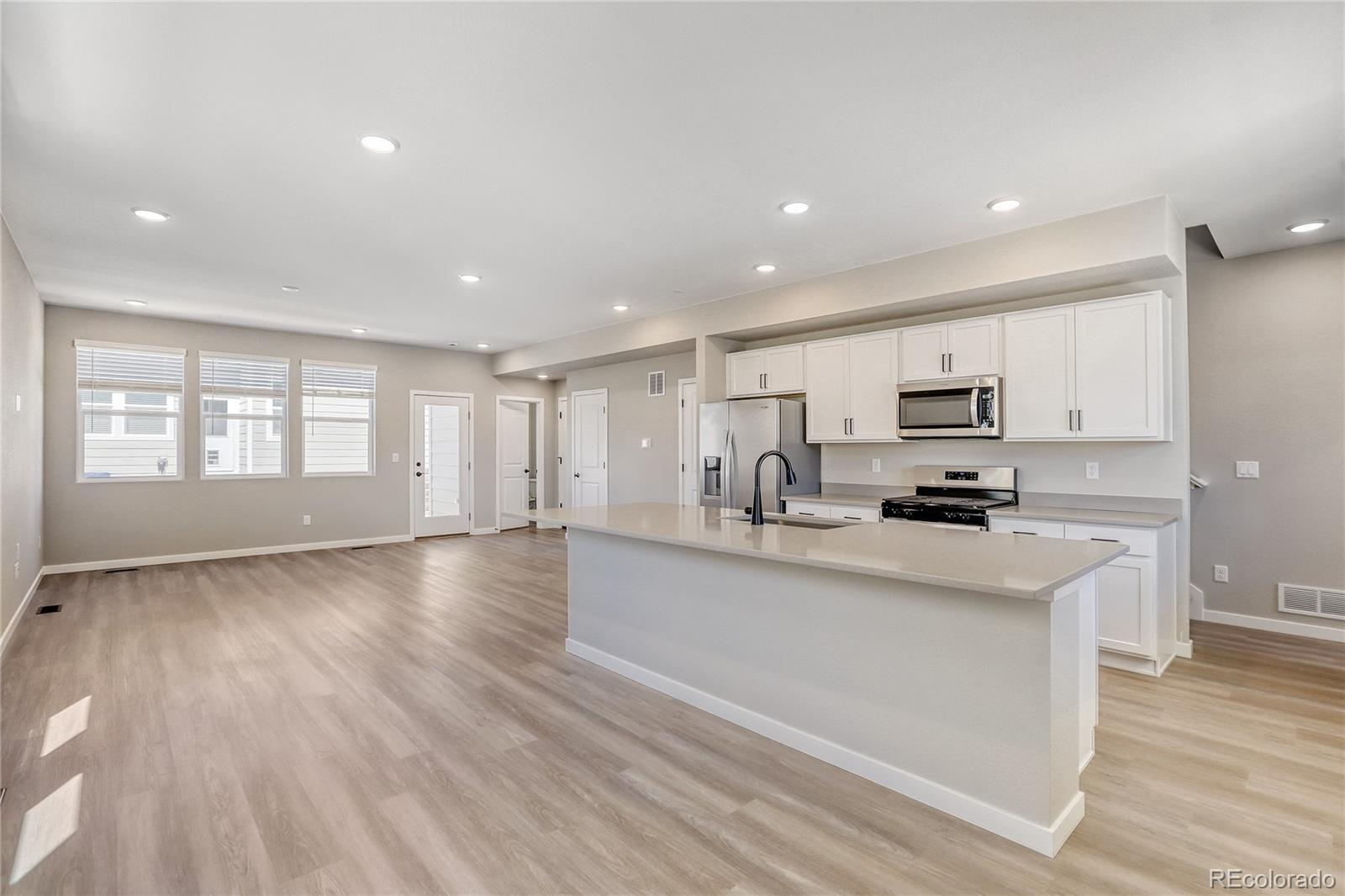 MLS Image #9 for 13323  merrymaker drive,firestone, Colorado