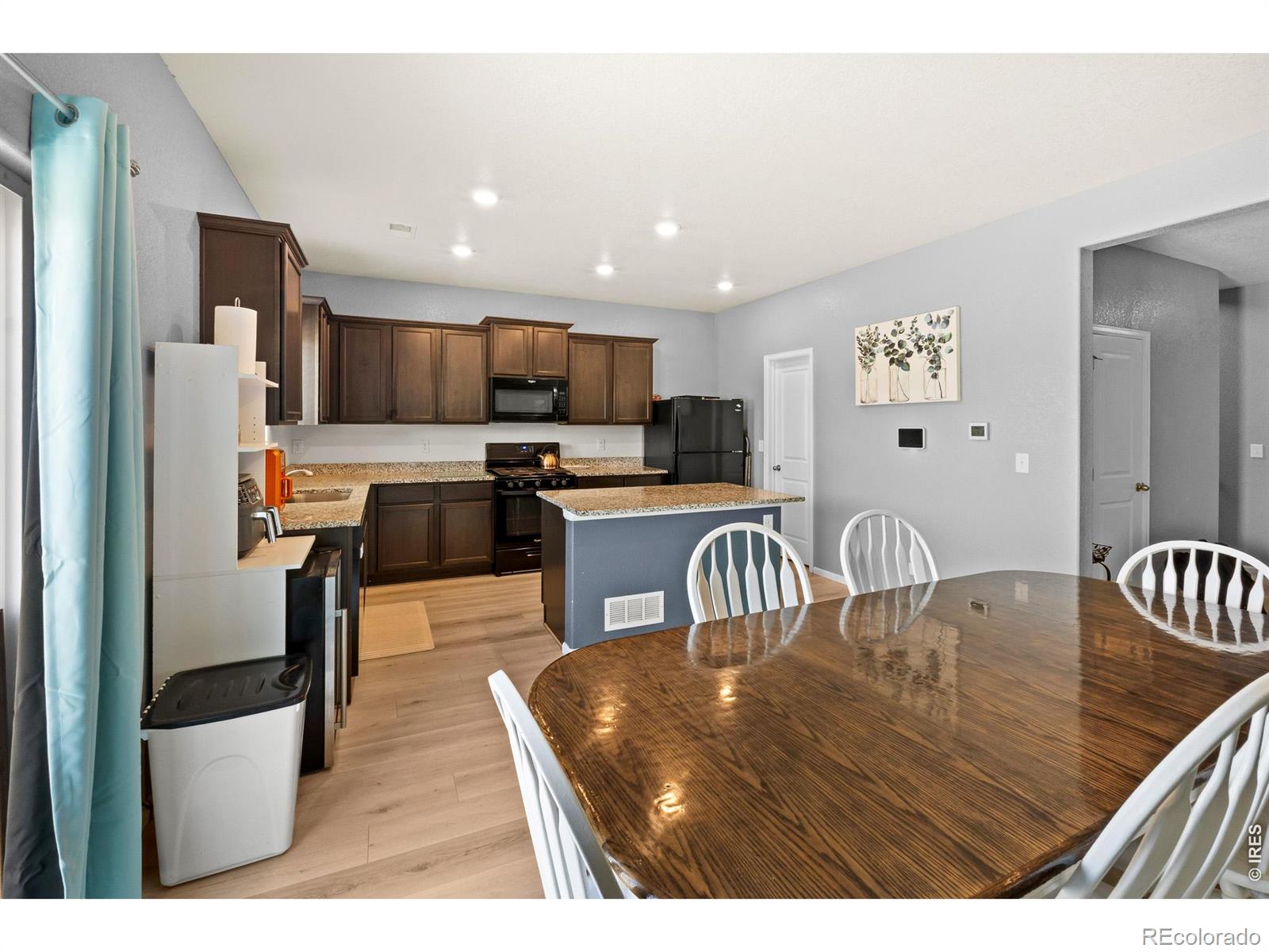 MLS Image #8 for 201  dan lord avenue,keenesburg, Colorado