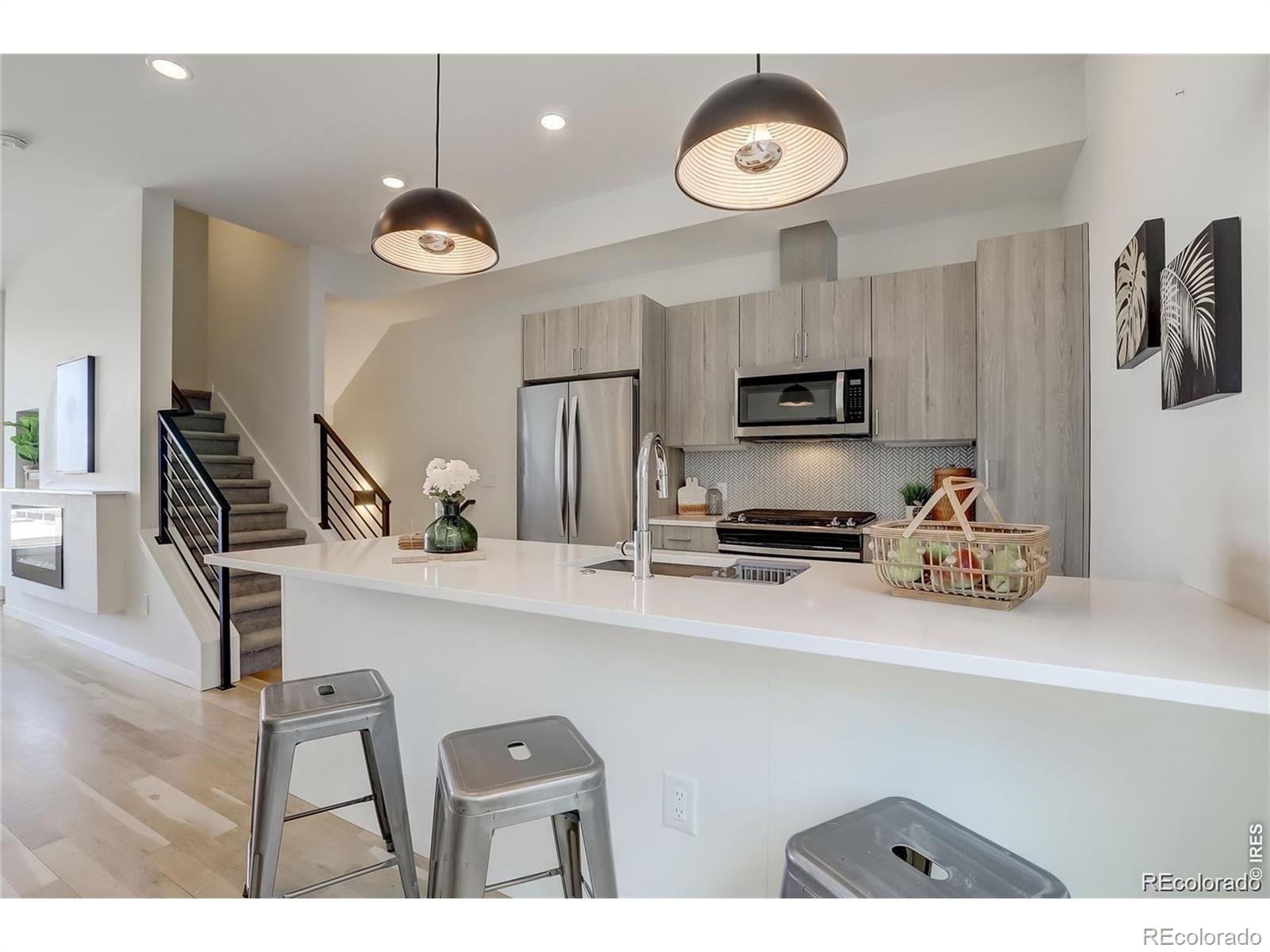 MLS Image #14 for 3937  inca street,denver, Colorado