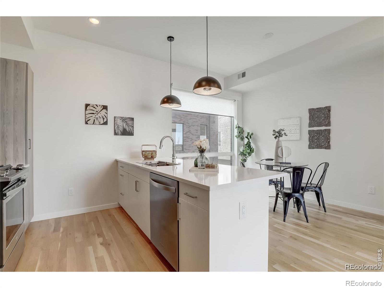 MLS Image #4 for 3937  inca street,denver, Colorado
