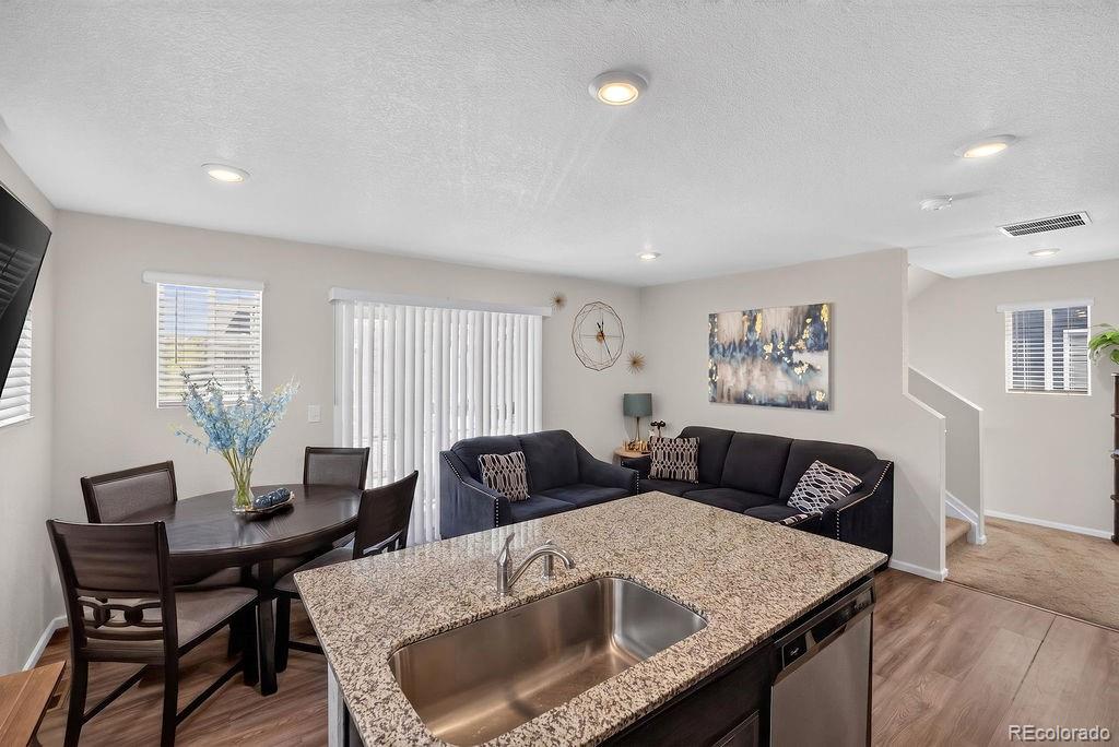 MLS Image #10 for 18656 e 54th place,denver, Colorado