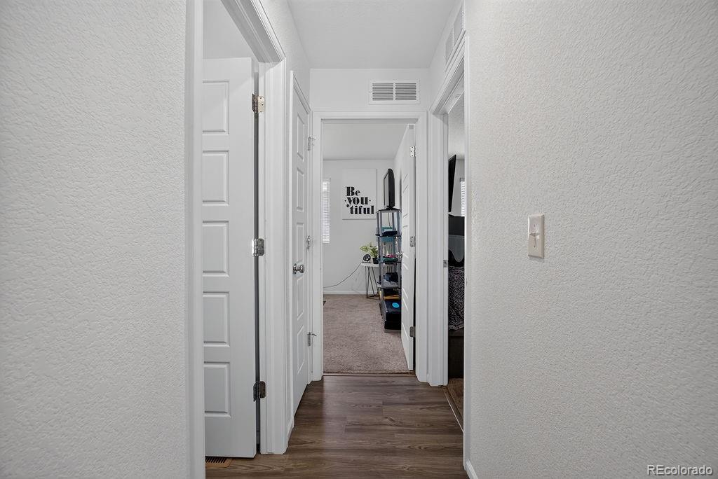 MLS Image #18 for 18656 e 54th place,denver, Colorado