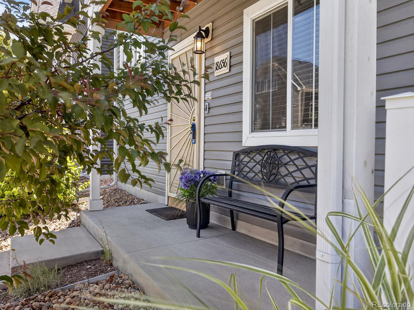 MLS Image #41 for 18656 e 54th place,denver, Colorado