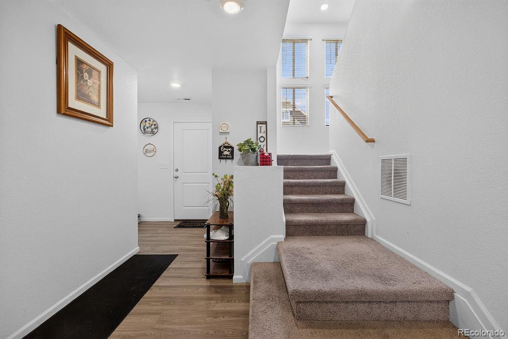 MLS Image #7 for 18656 e 54th place,denver, Colorado