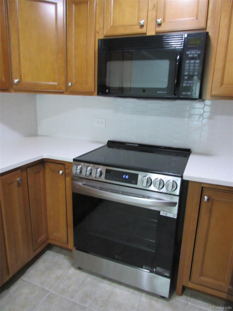 MLS Image #10 for 725 s clinton street 11a,denver, Colorado