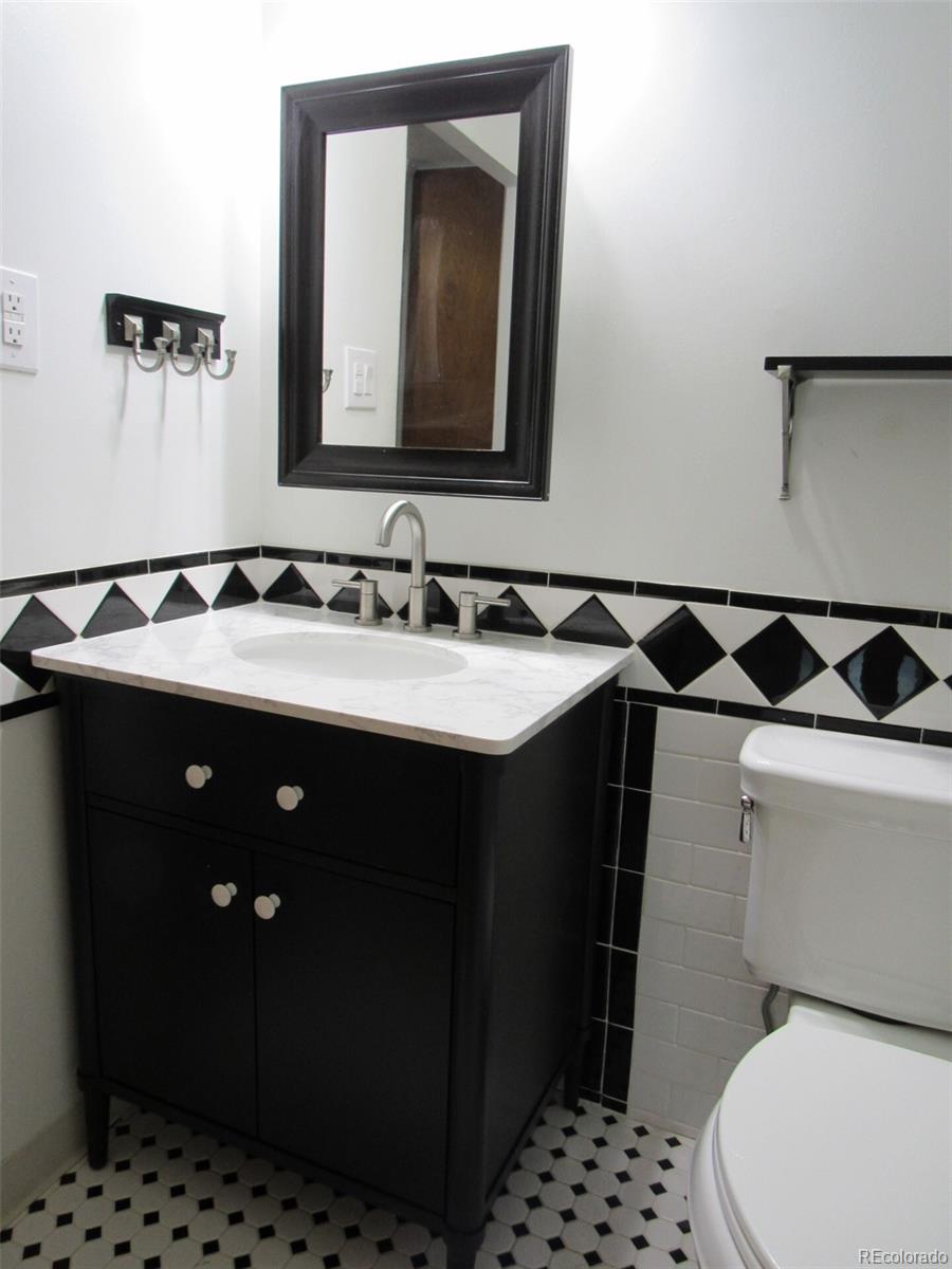MLS Image #18 for 725 s clinton street 11a,denver, Colorado