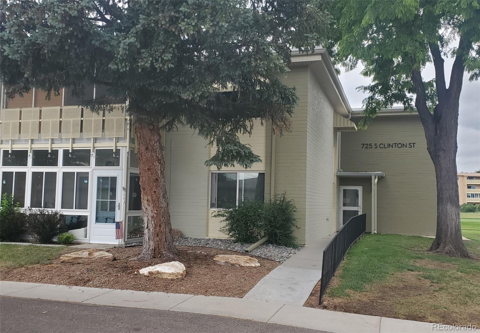 MLS Image #2 for 725 s clinton street 11a,denver, Colorado