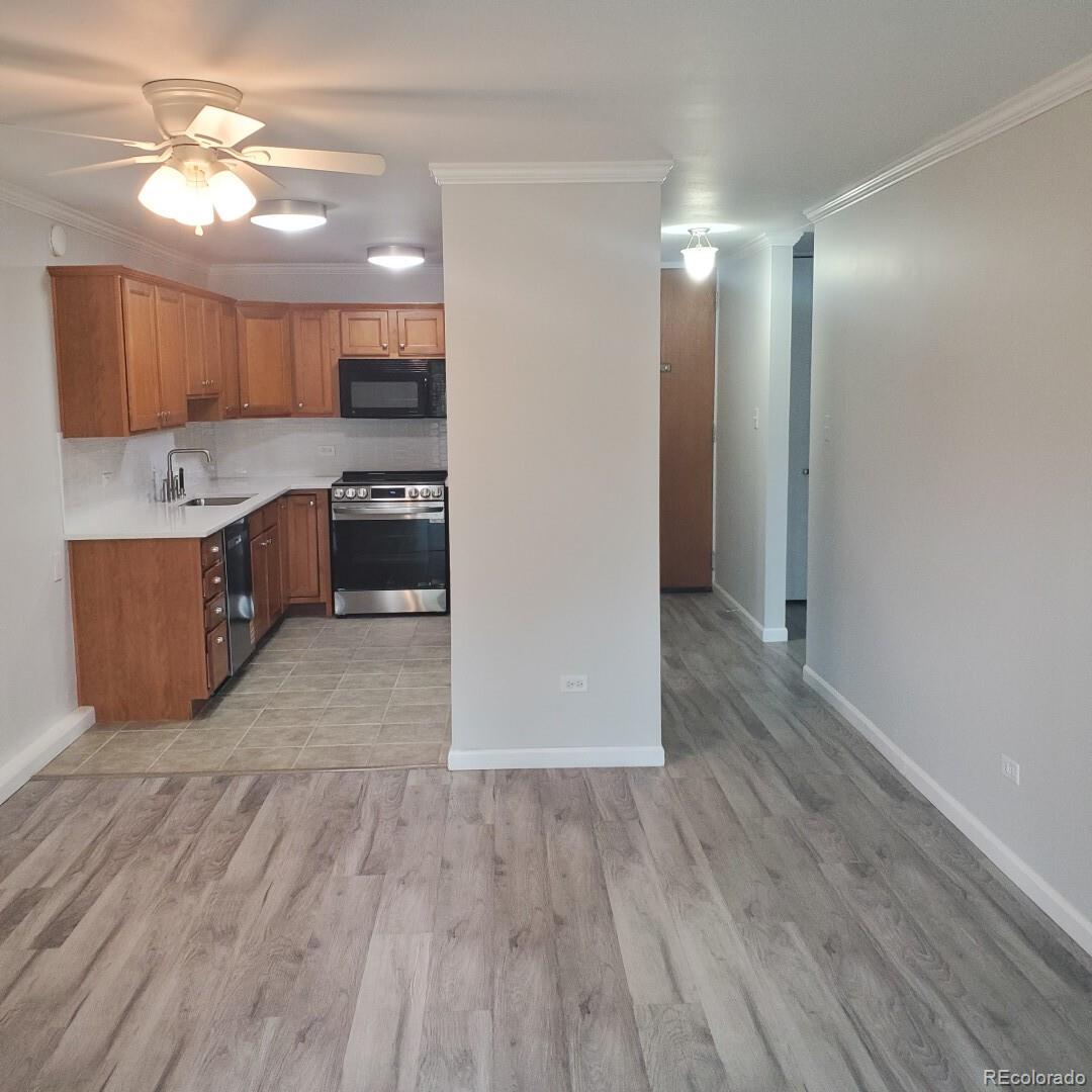 MLS Image #3 for 725 s clinton street 11a,denver, Colorado