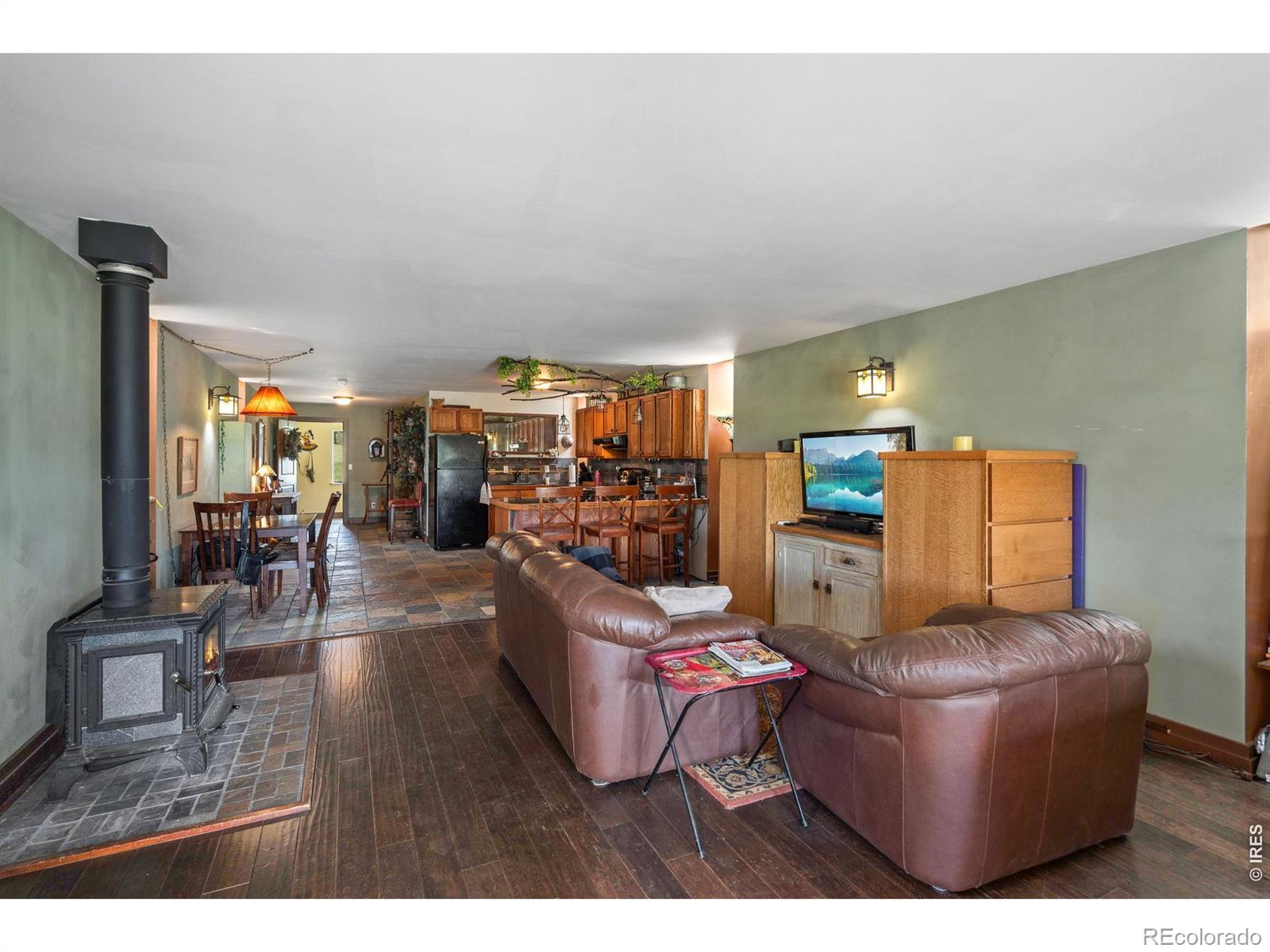 MLS Image #13 for 260  coyote holler way,livermore, Colorado