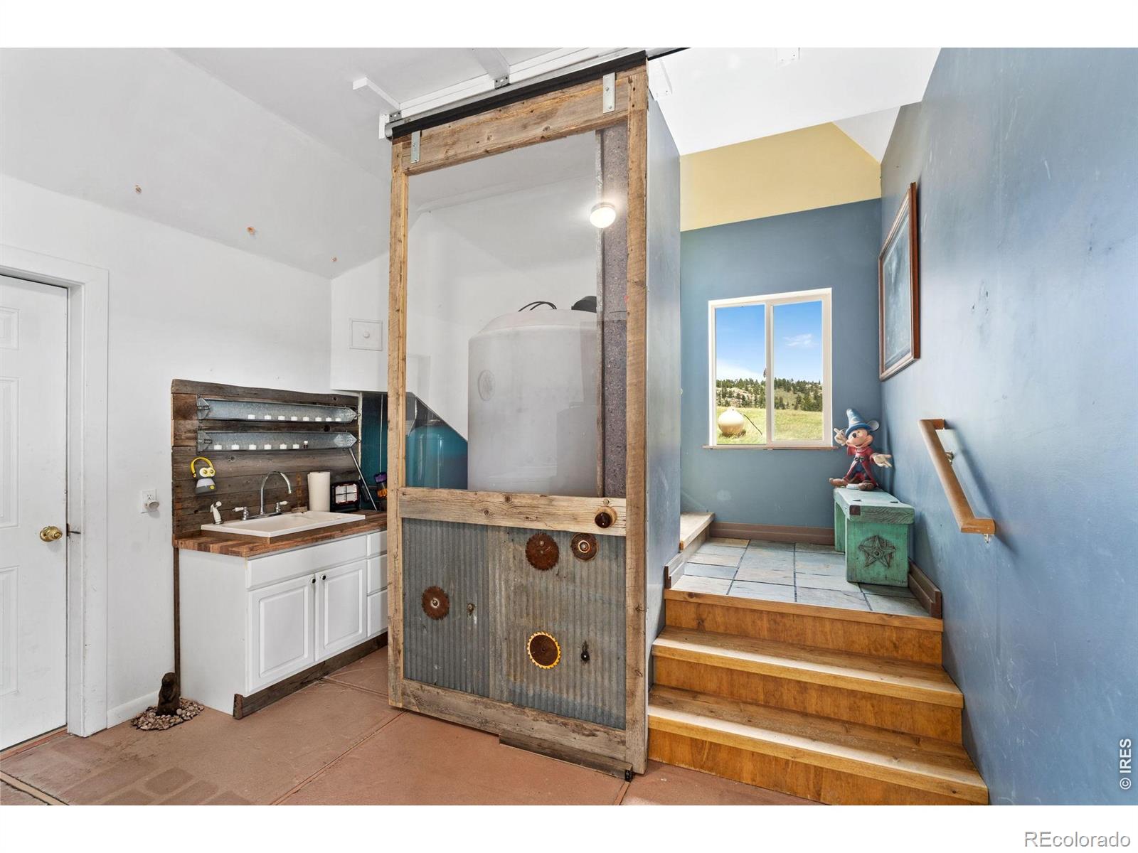 MLS Image #25 for 260  coyote holler way,livermore, Colorado