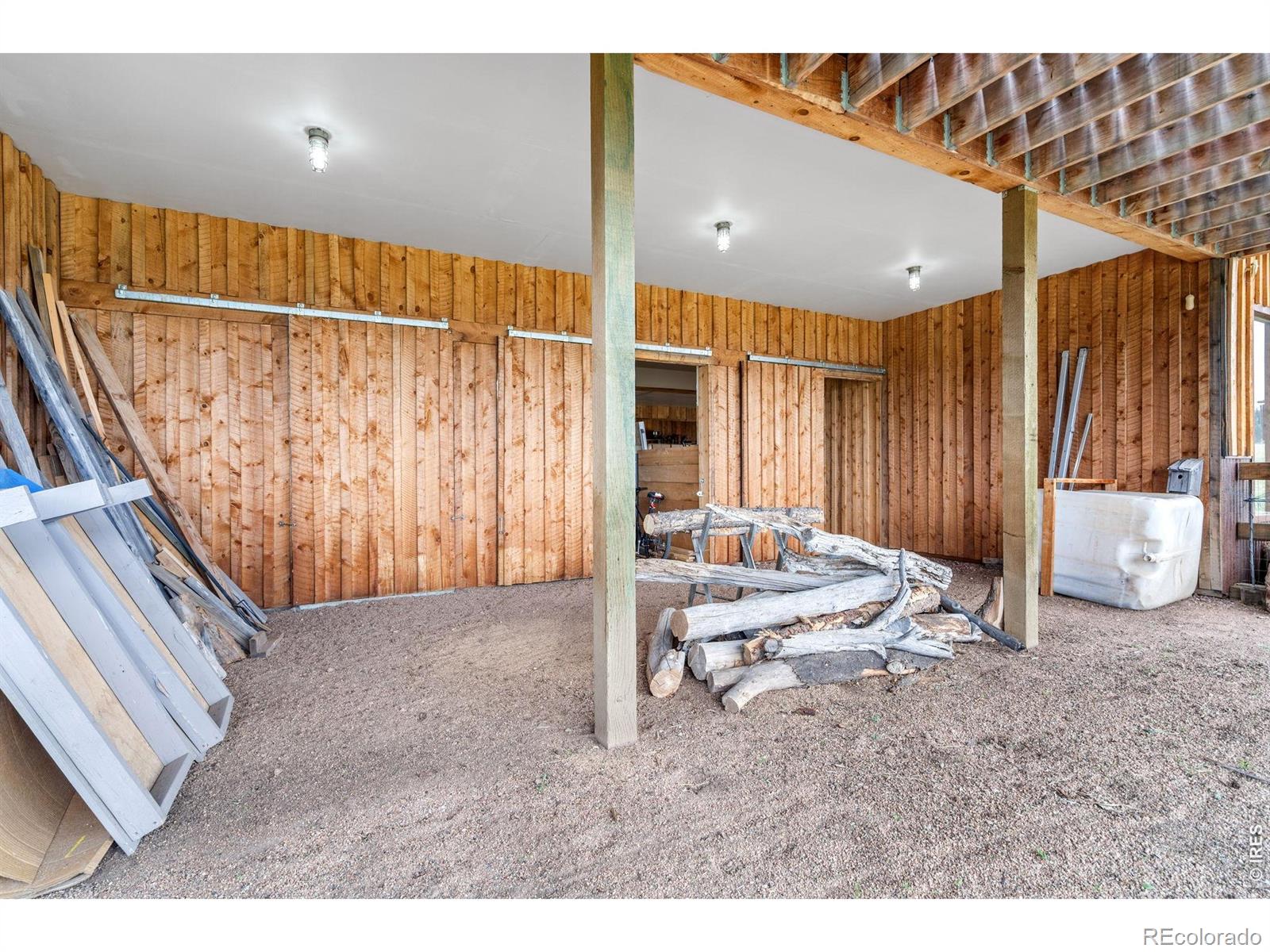 MLS Image #36 for 260  coyote holler way,livermore, Colorado