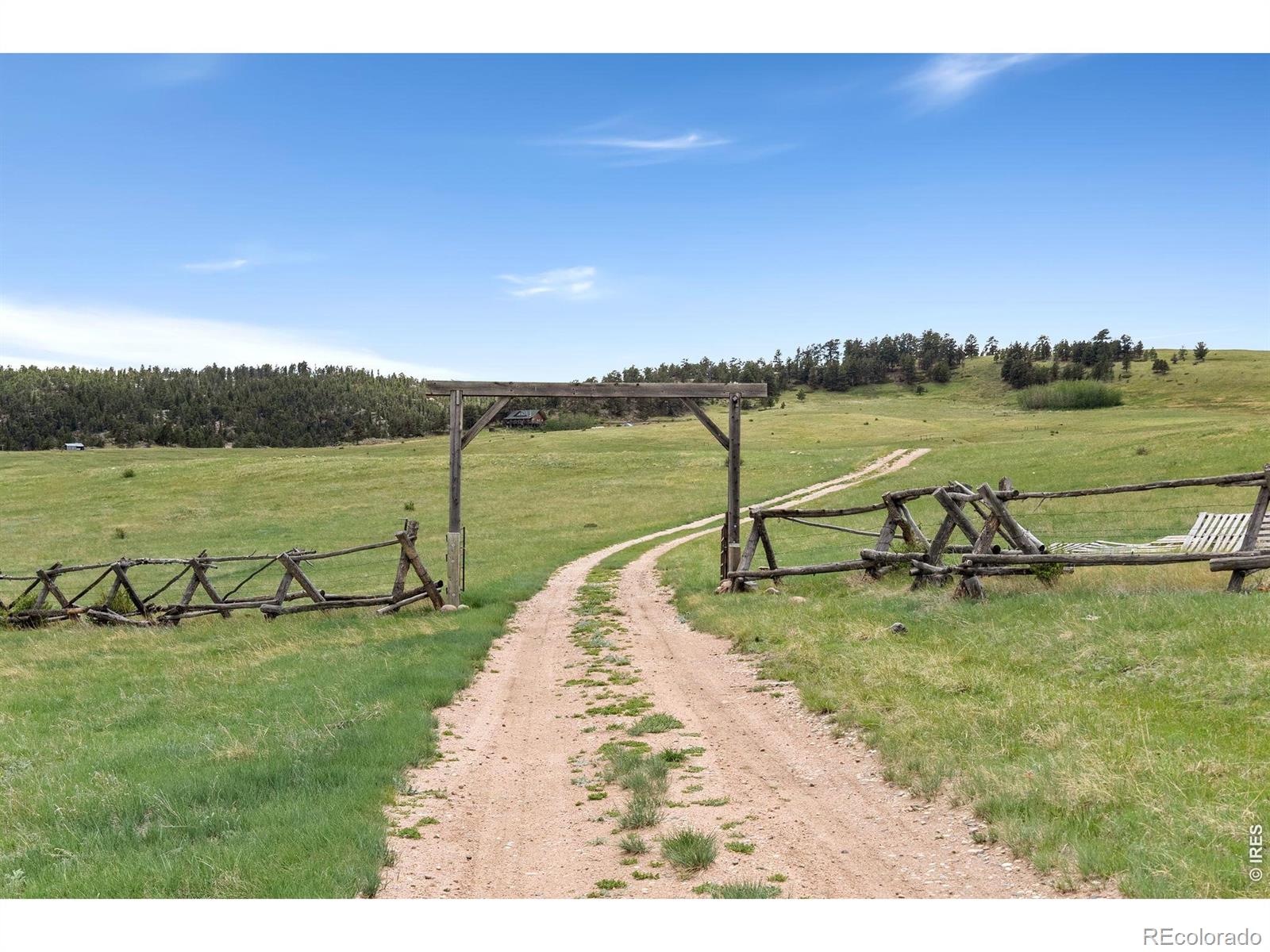 MLS Image #49 for 260  coyote holler way,livermore, Colorado
