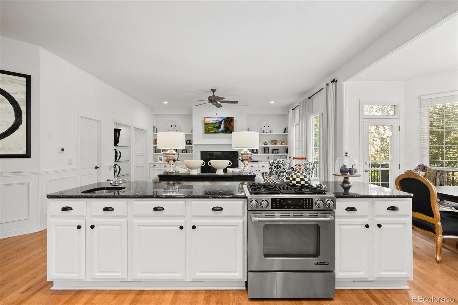 MLS Image #14 for 2090 s joliet street,aurora, Colorado