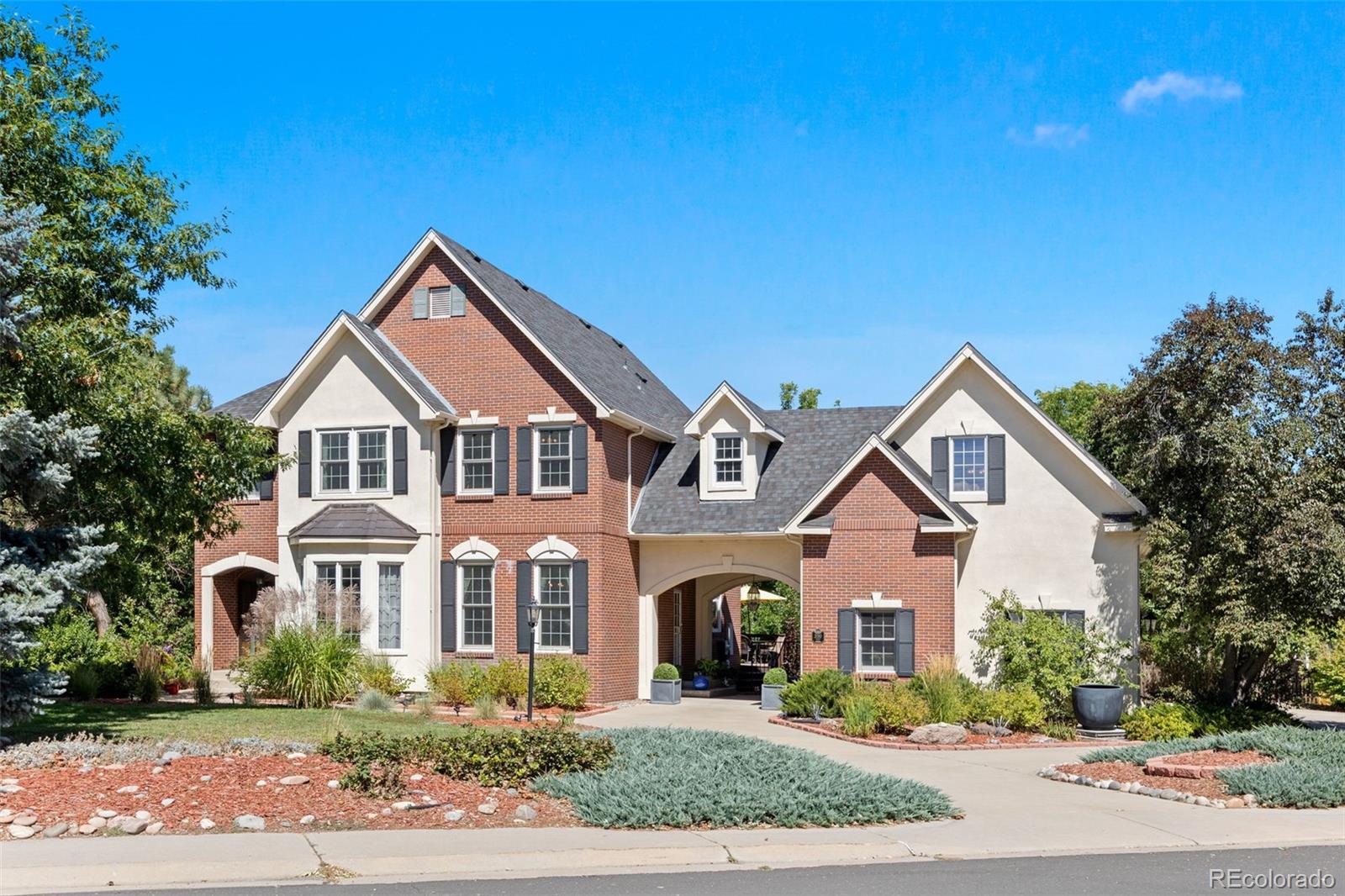 MLS Image #2 for 2090 s joliet street,aurora, Colorado