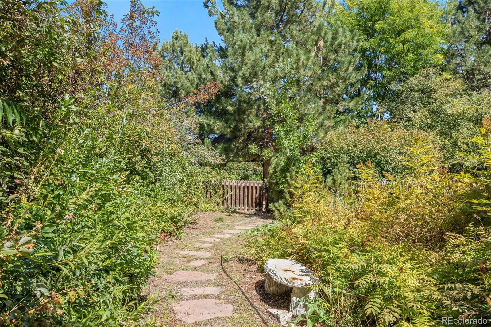 MLS Image #40 for 2090 s joliet street,aurora, Colorado