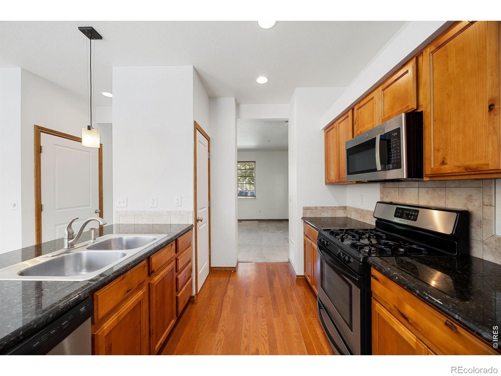 MLS Image #7 for 607  cowan street,fort collins, Colorado
