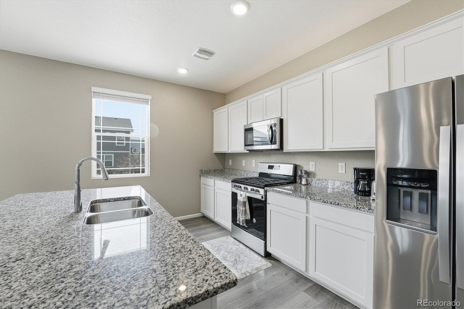 MLS Image #13 for 6047 n halifax court,aurora, Colorado