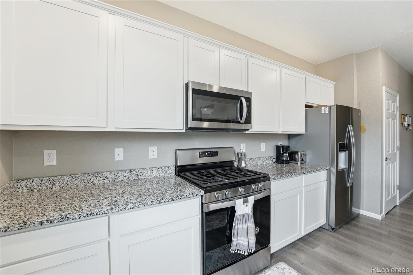 MLS Image #15 for 6047 n halifax court,aurora, Colorado