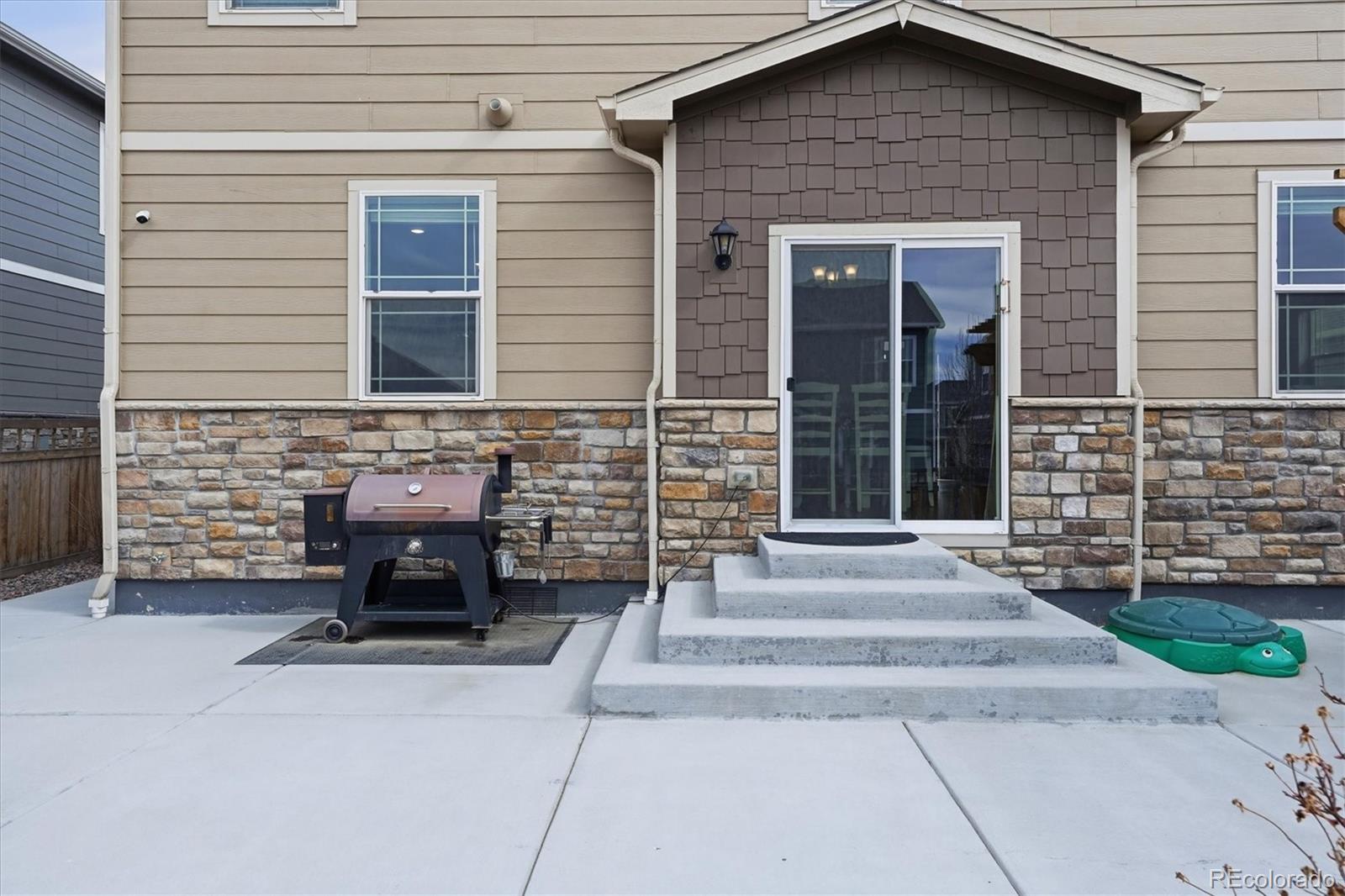 MLS Image #17 for 6047 n halifax court,aurora, Colorado