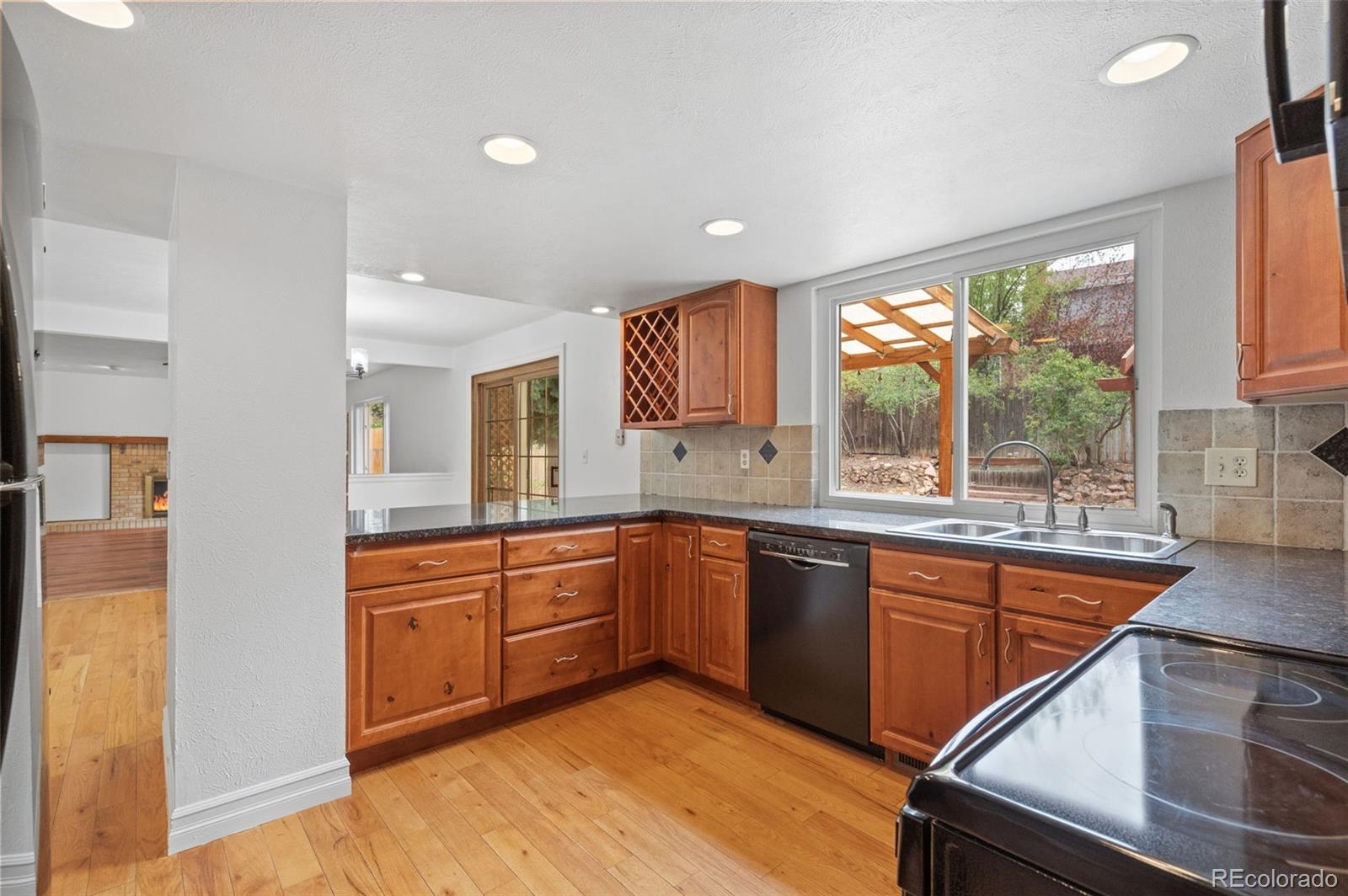 MLS Image #10 for 5494 s pitkin street,aurora, Colorado