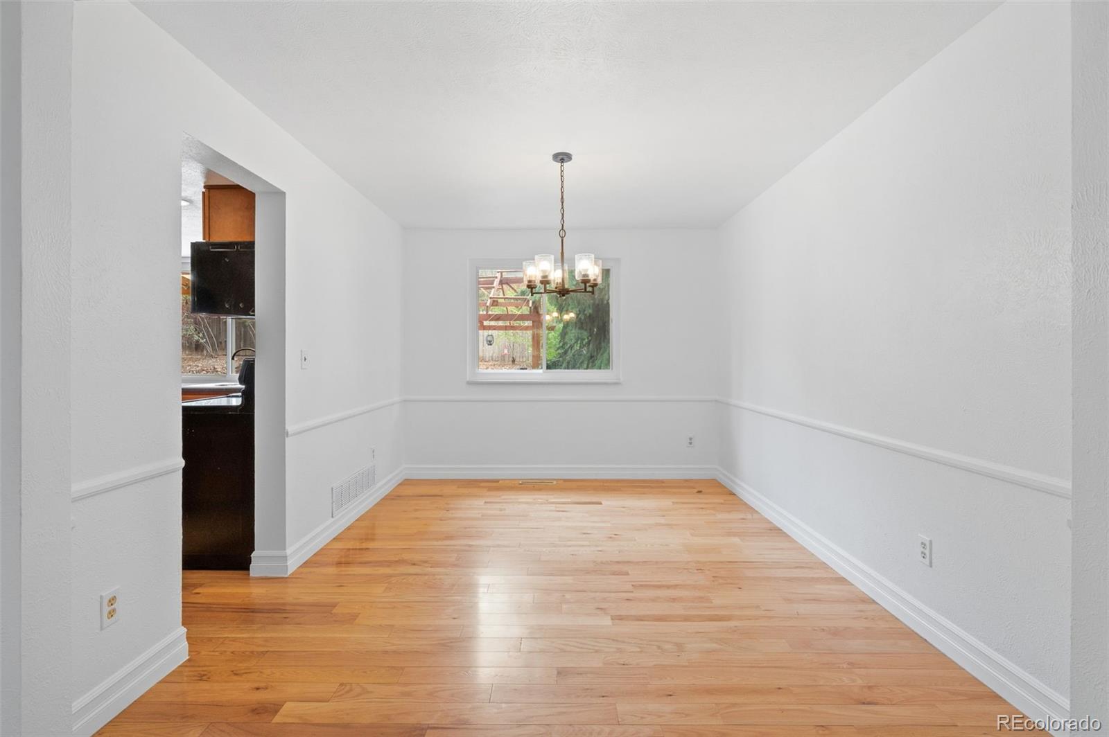 MLS Image #5 for 5494 s pitkin street,aurora, Colorado