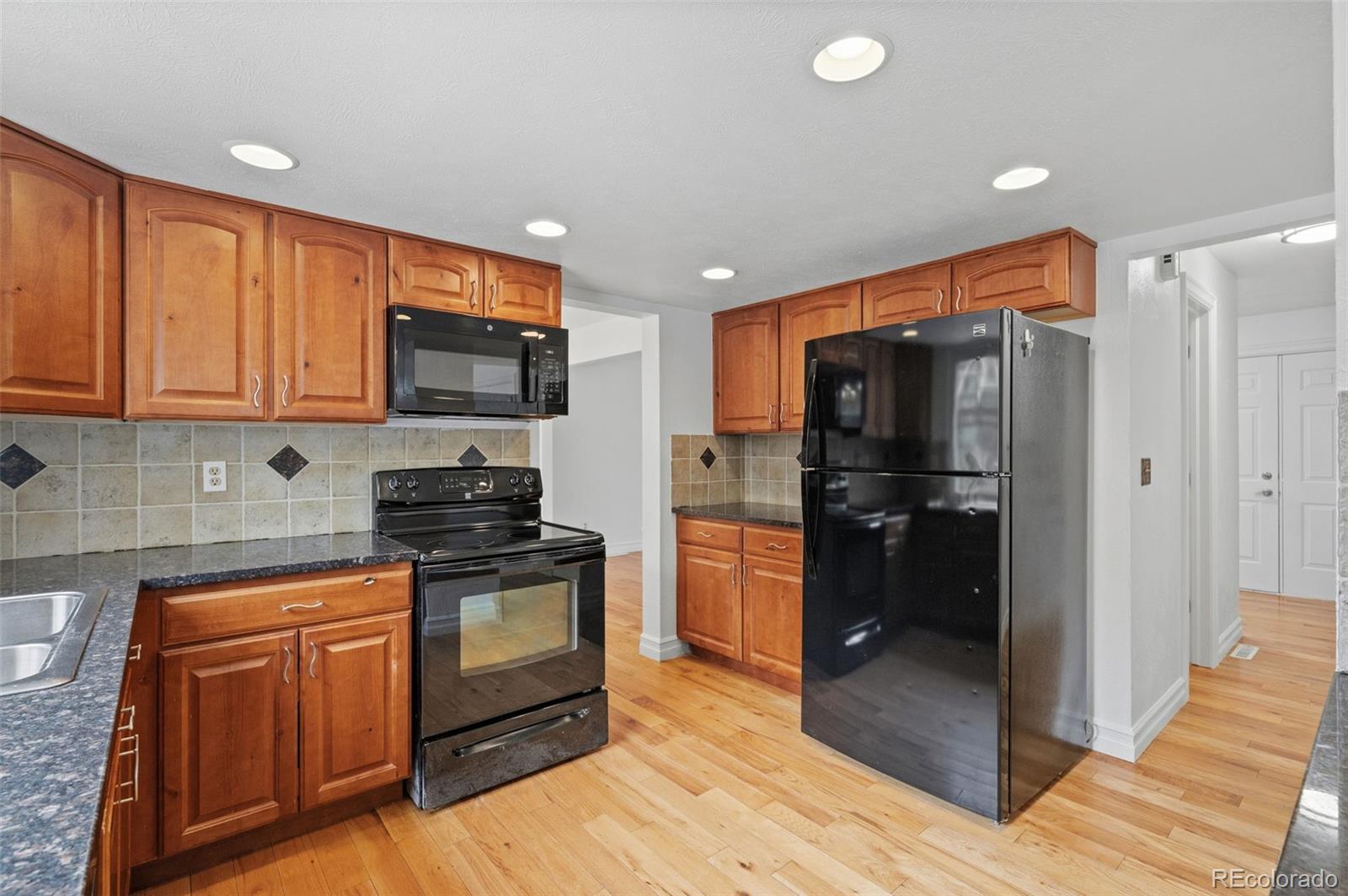 MLS Image #8 for 5494 s pitkin street,aurora, Colorado