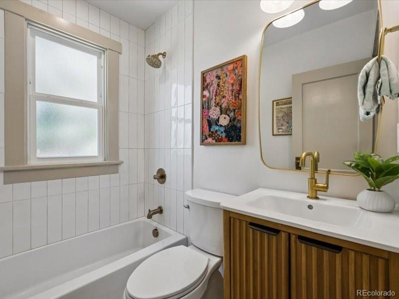 MLS Image #18 for 2589 n glencoe street,denver, Colorado