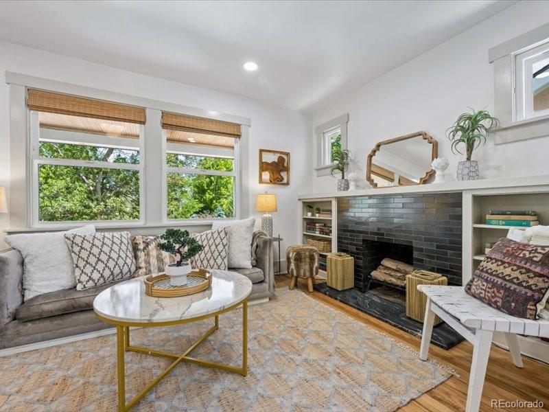 MLS Image #5 for 2589 n glencoe street,denver, Colorado