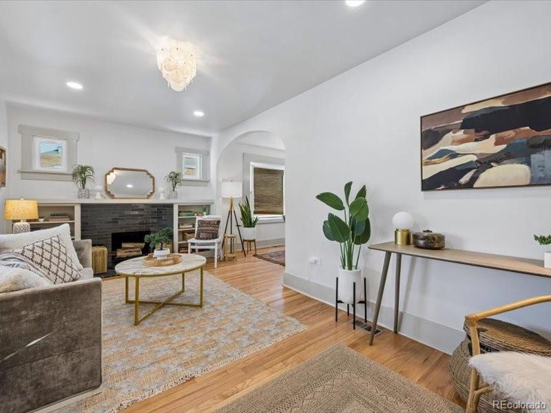 MLS Image #7 for 2589 n glencoe street,denver, Colorado