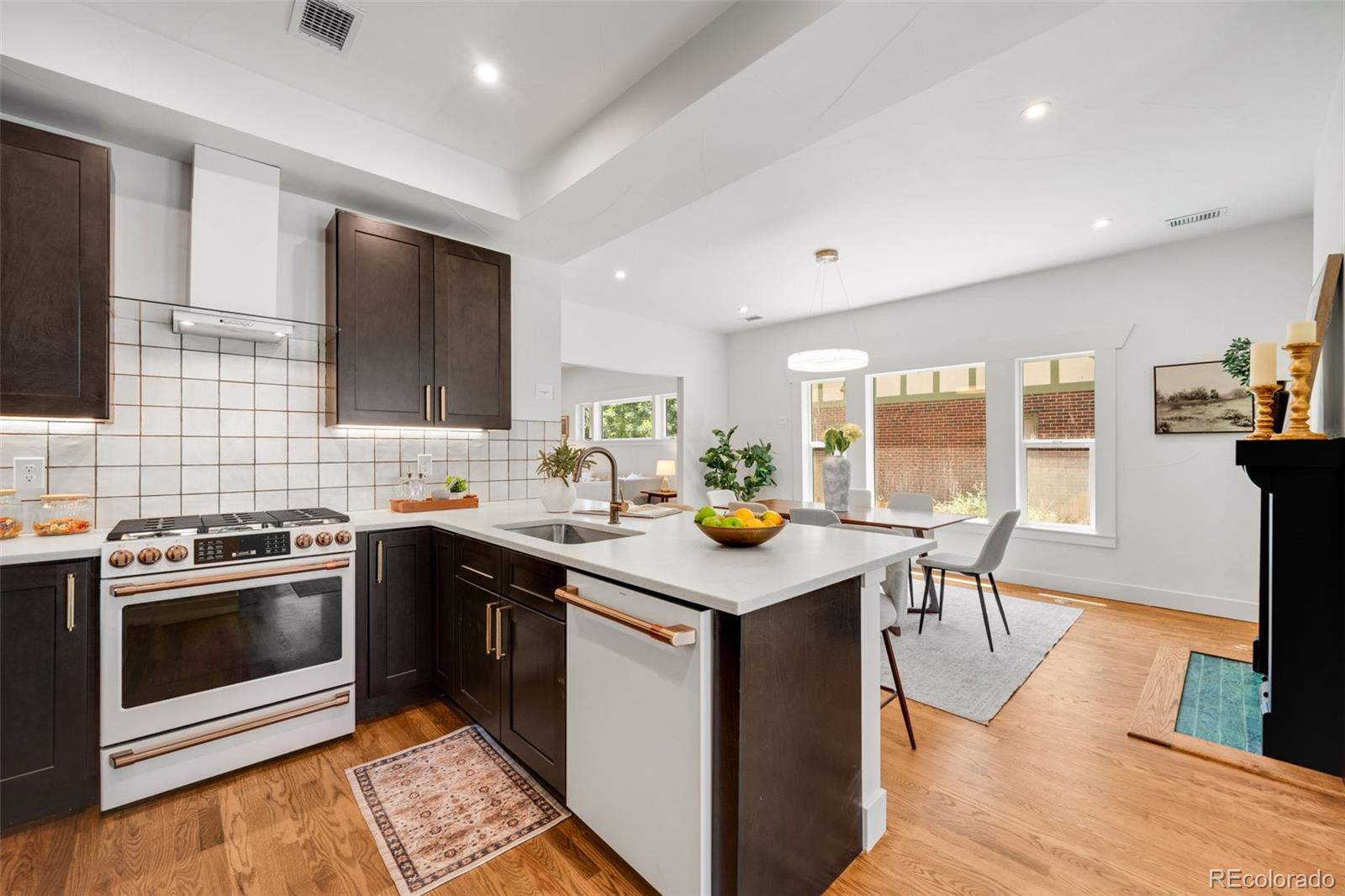 MLS Image #12 for 2343  dahlia street,denver, Colorado
