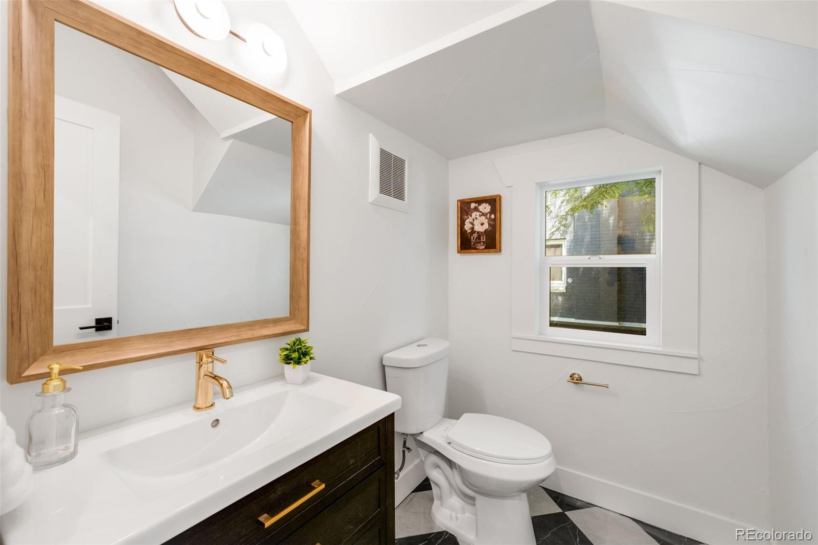 MLS Image #15 for 2343  dahlia street,denver, Colorado