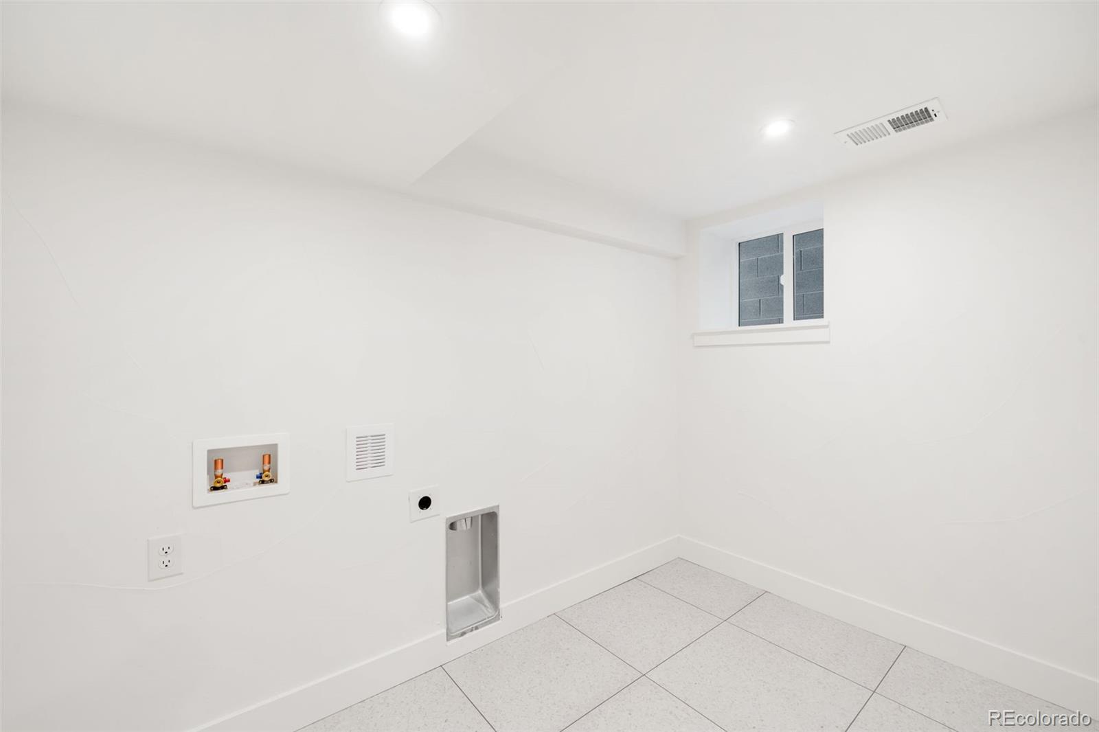 MLS Image #26 for 2343  dahlia street,denver, Colorado